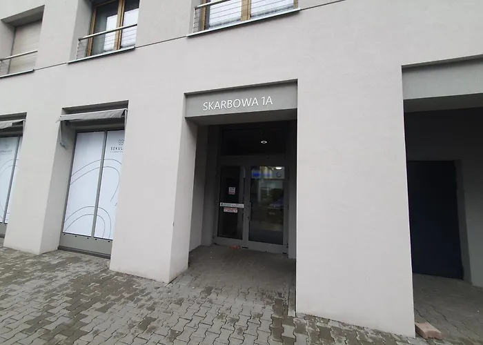 Lux Free Parking * Лешно